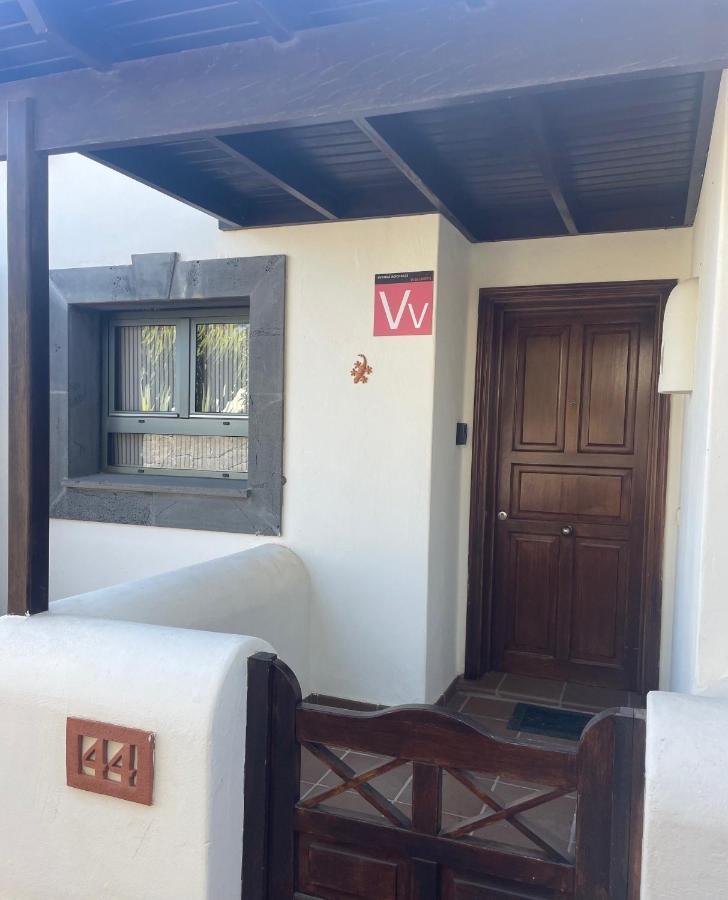 Villa Tania - Villa Independiente Con Piscina Privada Playa Blanca  Eksteriør billede