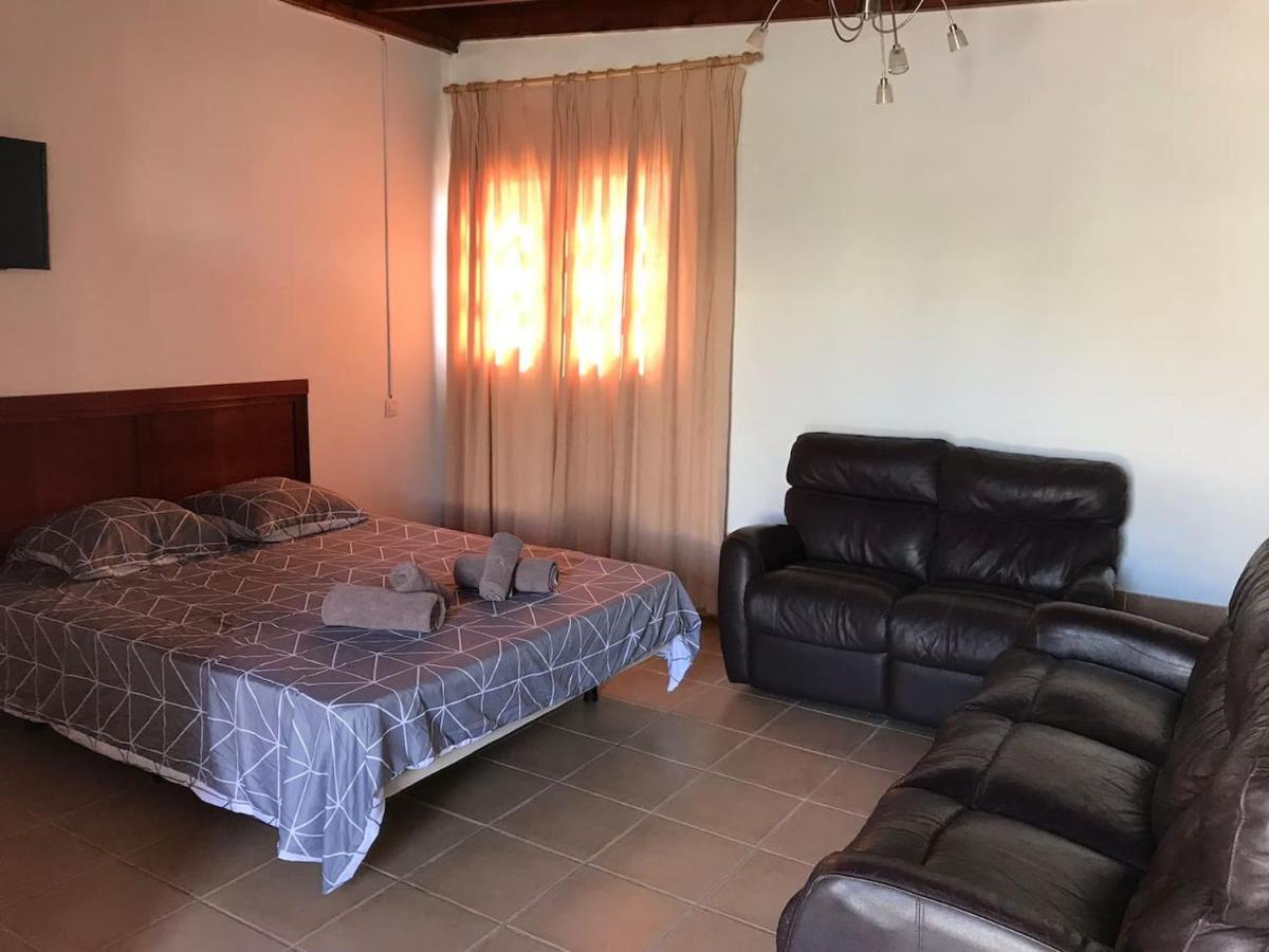 Villa Tania - Villa Independiente Con Piscina Privada Playa Blanca  Eksteriør billede
